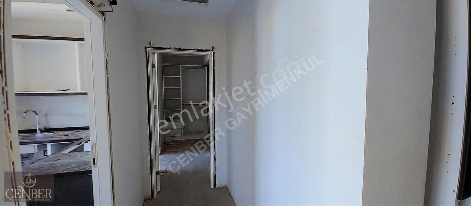 Gazi Mah.de Site İçi/ Arakat/havuz Cepheli /özel Giyim Odalı 3+1 - Görsel 6