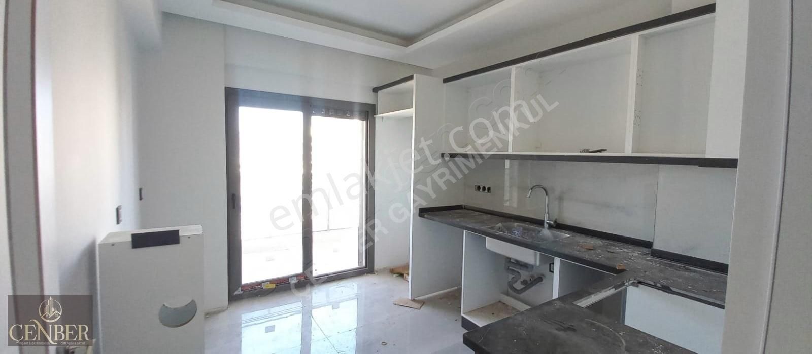 Gazi Mah.de Site İçi/ Arakat/havuz Cepheli /özel Giyim Odalı 3+1 - Görsel 8