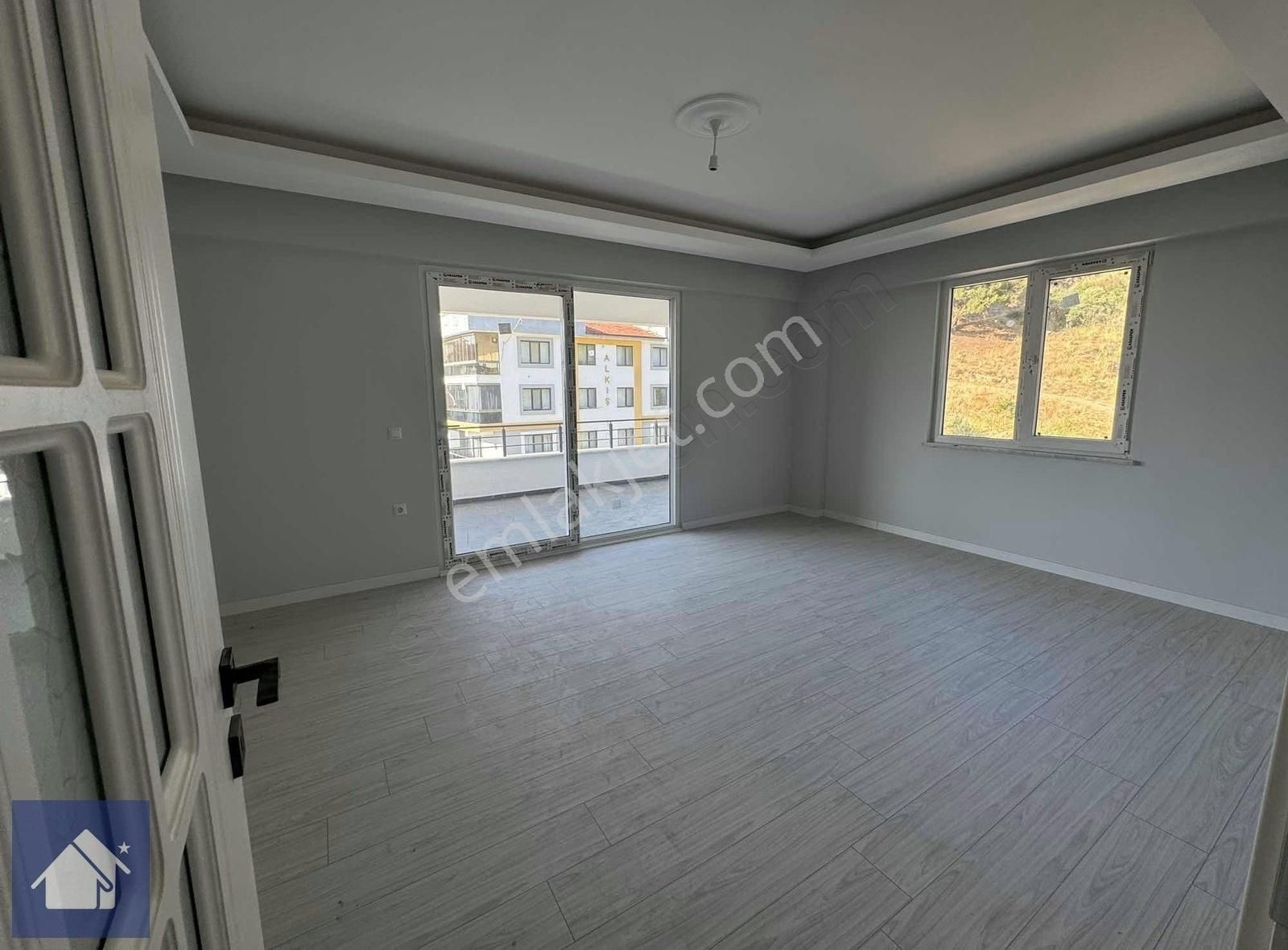 *yiğit Emlak Armutlu'dan*yılandar Mevkiinde*denize Çok Yakın*2+1 - Görsel 12