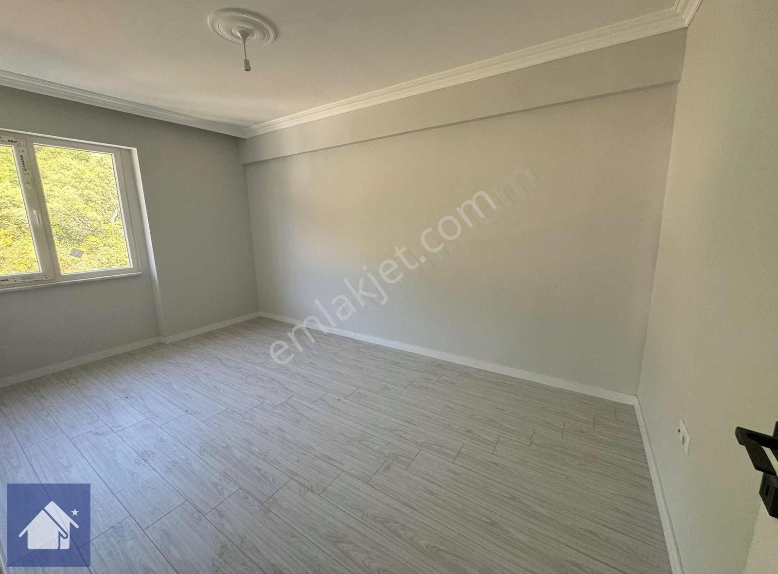 *yiğit Emlak Armutlu'dan*yılandar Mevkiinde*denize Çok Yakın*2+1 - Görsel 5