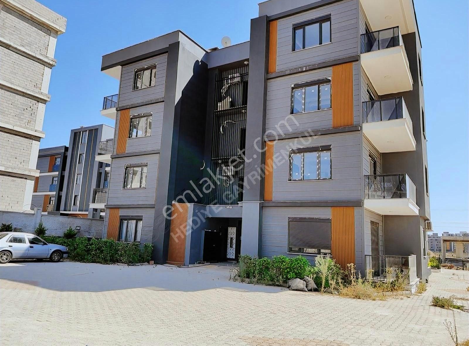 Aksu Altıntaş Mah. Sıfır Havuz Cepheli 2+1 Katta Daire - Görsel 18