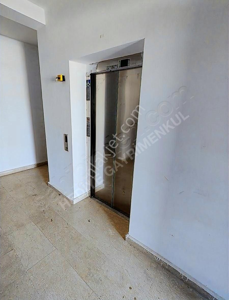 Aksu Altıntaş Mah. Sıfır Havuz Cepheli 2+1 Katta Daire - Görsel 13