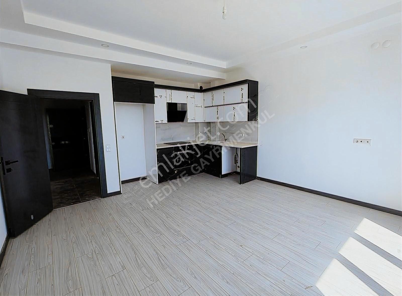 Aksu Altıntaş Mah. Sıfır Havuz Cepheli 2+1 Katta Daire - Görsel 19