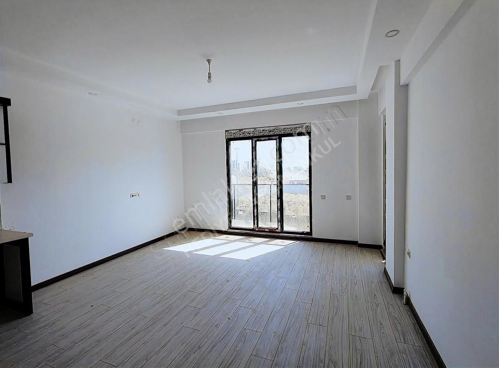 Aksu Altıntaş Mah. Sıfır Havuz Cepheli 2+1 Katta Daire - Görsel 16