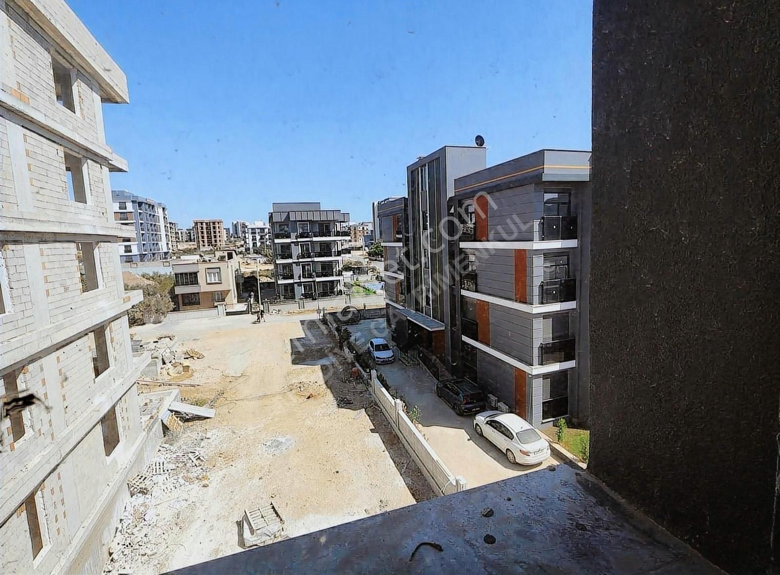 Altıntaş Mah. Sıfır Havuzlu 1+1 3. Katta Daire - Görsel 12