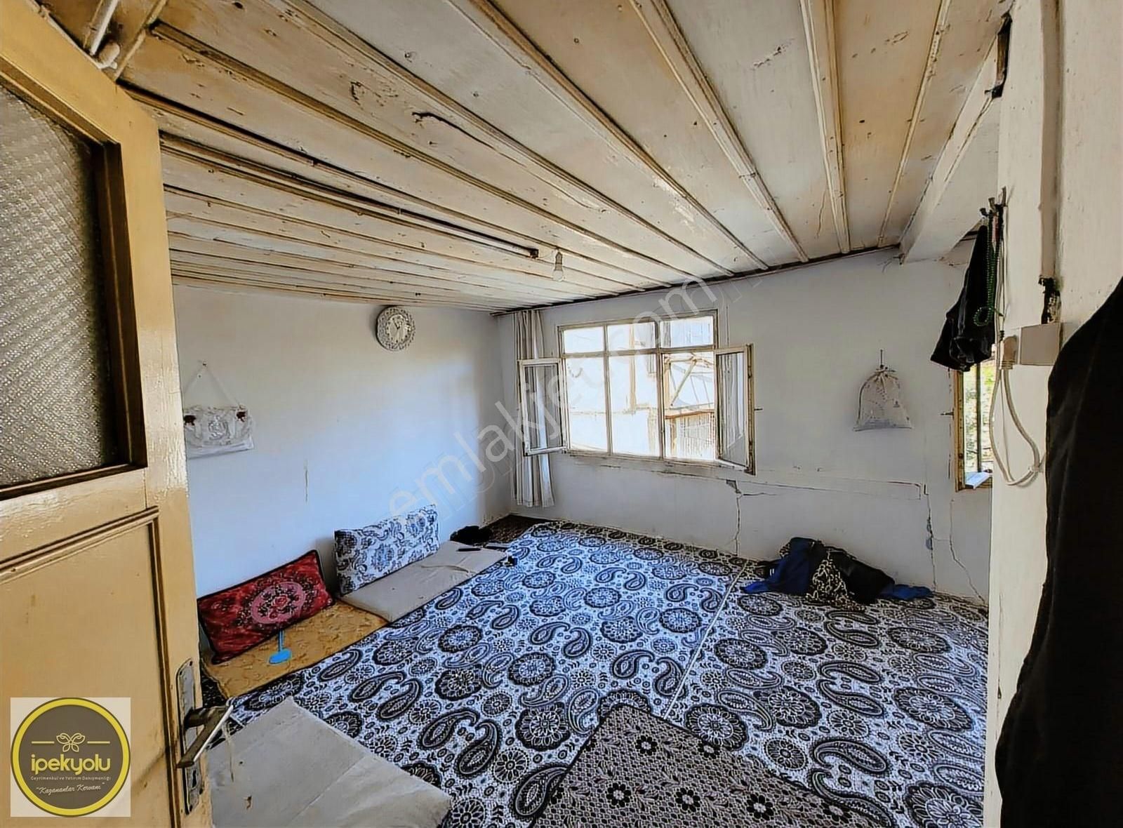 İpekyolundan Cumhuriyette 2 Katlı Komple Satılık Ahsap Ev - Görsel 22