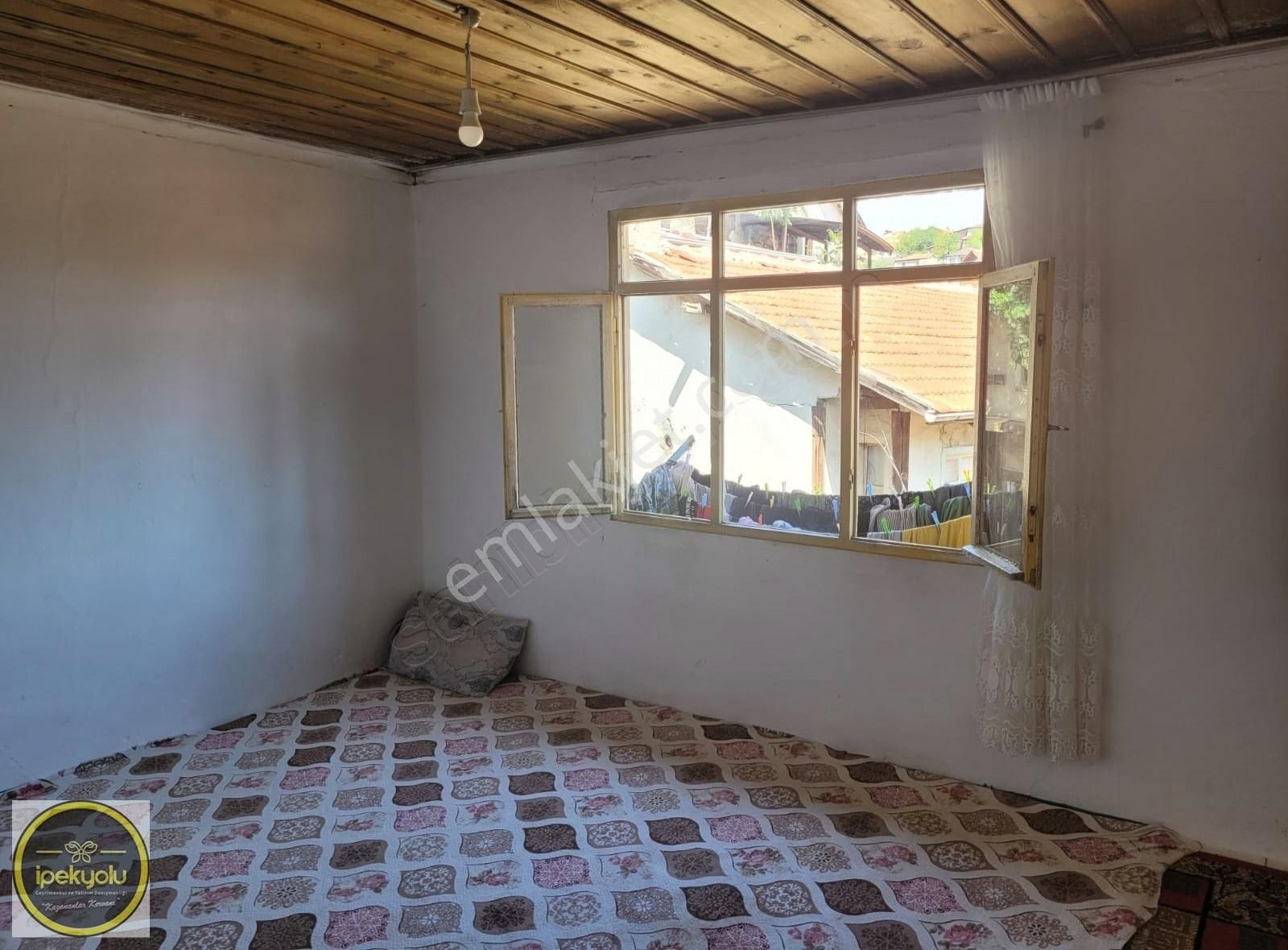 İpekyolundan Cumhuriyette 2 Katlı Komple Satılık Ahsap Ev - Görsel 9