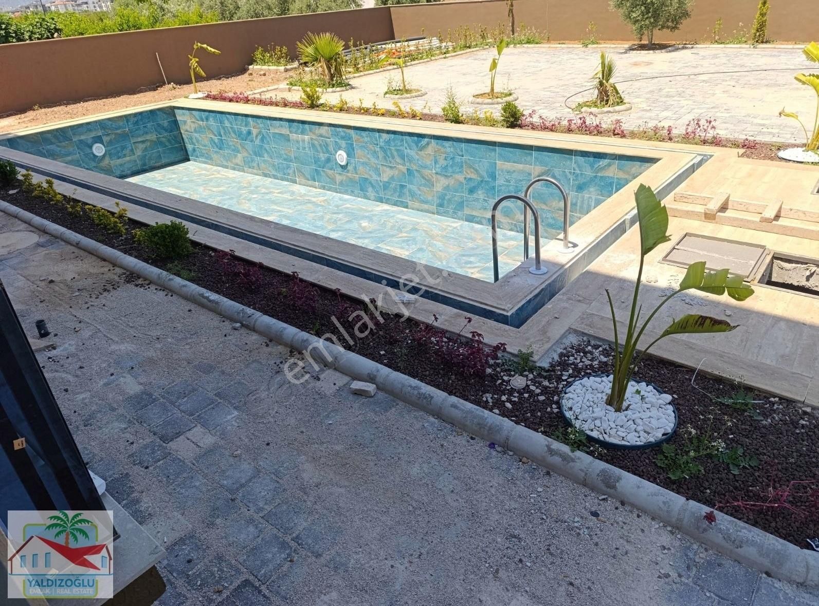 Altinkale'de Satılık Havuzlu Sıfır 1+1 Daire - Görsel 8
