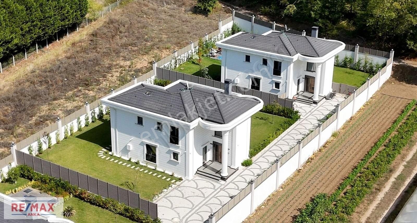 Remax Anka'dan İmrendere'de Müstakil Sıfır Havuzlu Satılık Villa - Görsel 15