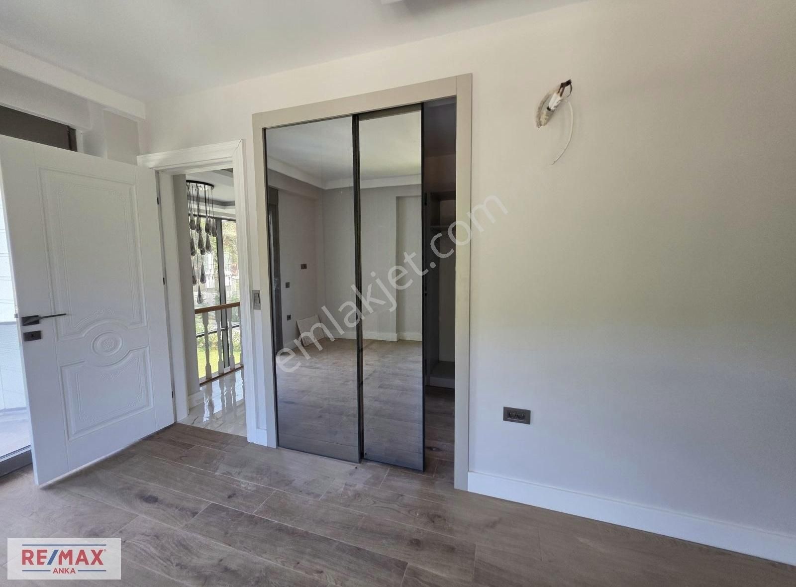 Remax Anka'dan İmrendere'de Müstakil Sıfır Havuzlu Satılık Villa - Görsel 2