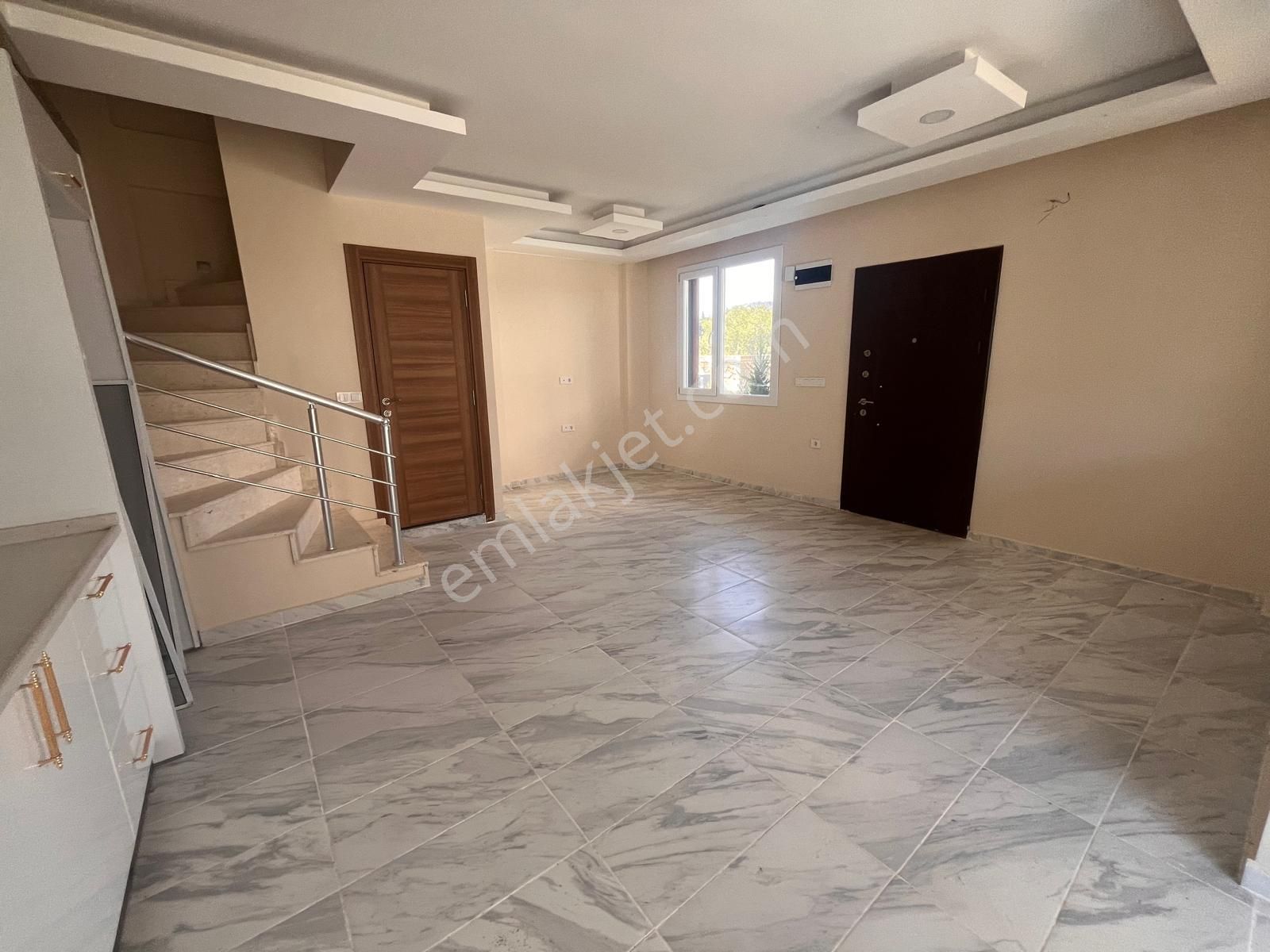 Seferihisar Cumhuriyette Tek Müstakil Sıfır Villa - Görsel 11