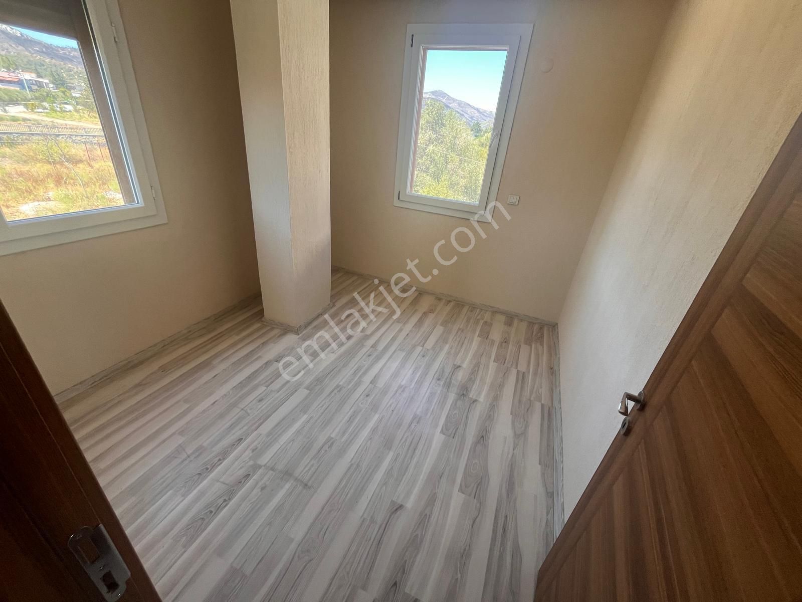 Seferihisar Cumhuriyette Tek Müstakil Sıfır Villa - Görsel 18