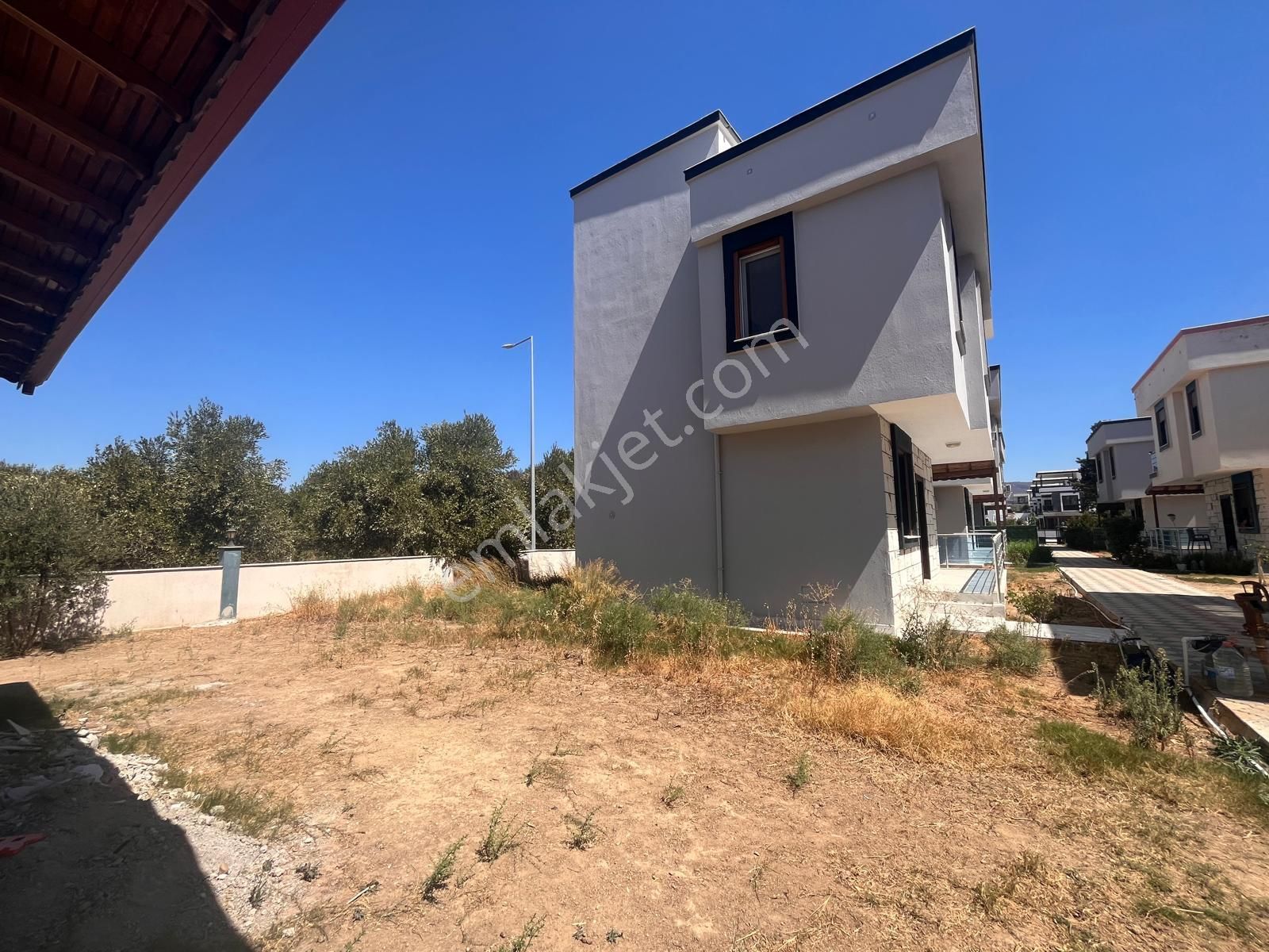 Seferihisar Cumhuriyette Tek Müstakil Sıfır Villa - Görsel 15