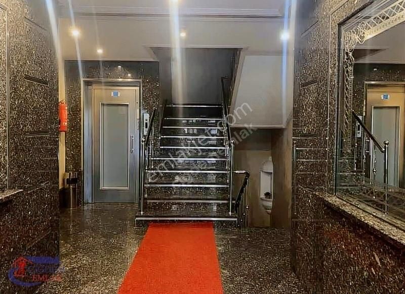 Çiğdem Emlaktan Çağdaş Konaklarında Satılık 4,5+1 - Görsel 10