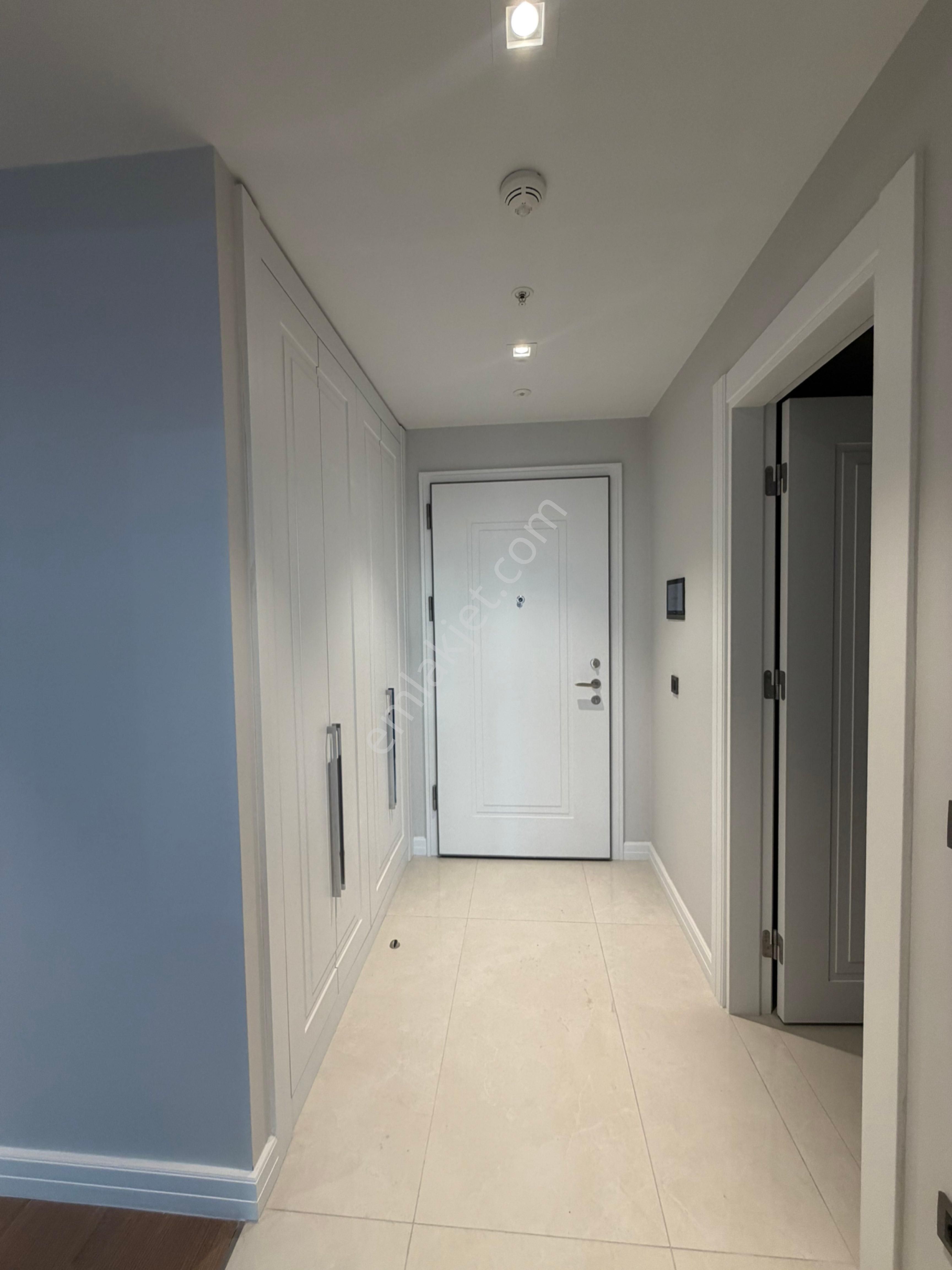 Çiğdem Emlak Akzirve Topkapı 29 Sıfır Kiralık 2+1 Daire