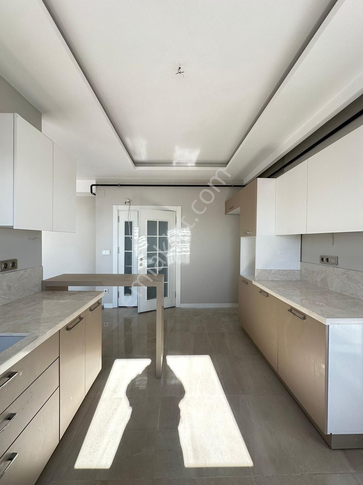 Remint’den Huzurevleri Mahallesinde Geniş 4+1 Cep Mutfak Çift Banyo Giyinme Odalı Doğalgazlı Satılık - Görsel 6