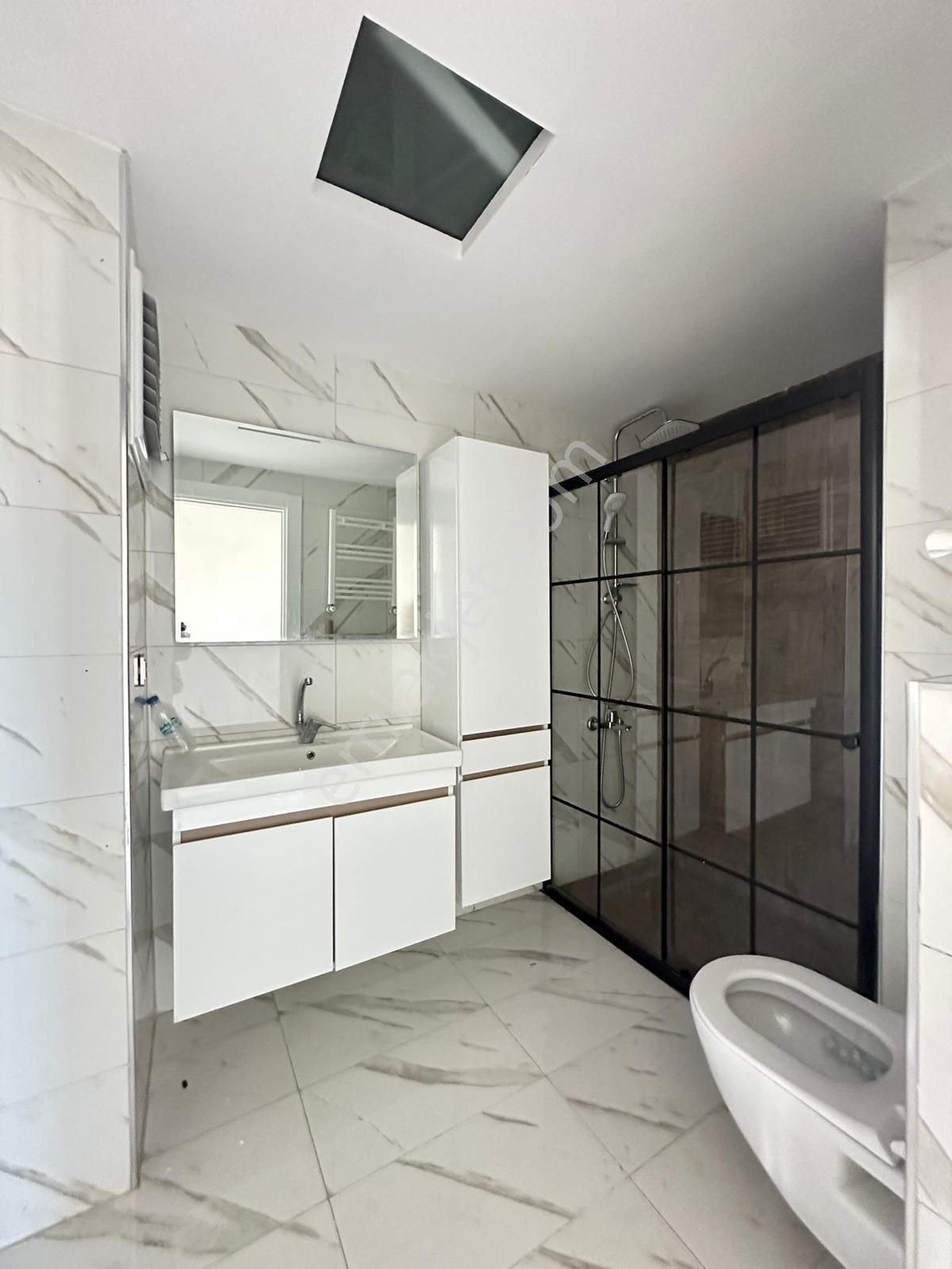 Remint’den Huzurevleri Mahallesinde Geniş 4+1 Cep Mutfak Çift Banyo Giyinme Odalı Doğalgazlı Satılık - Görsel 21