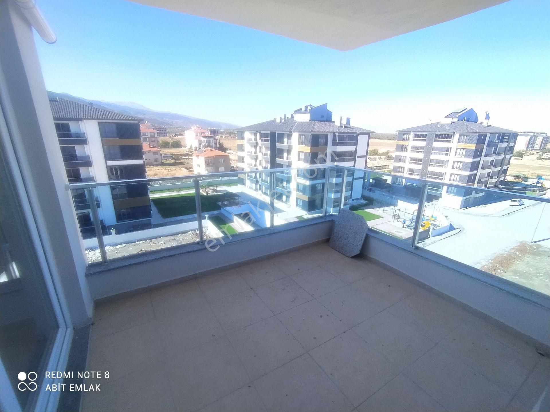 Tunçez Gm Satılık 2+1 Geniş 2 Yıllık Kombili Mantolu Zeminden Asansörlü Daire - Görsel 8