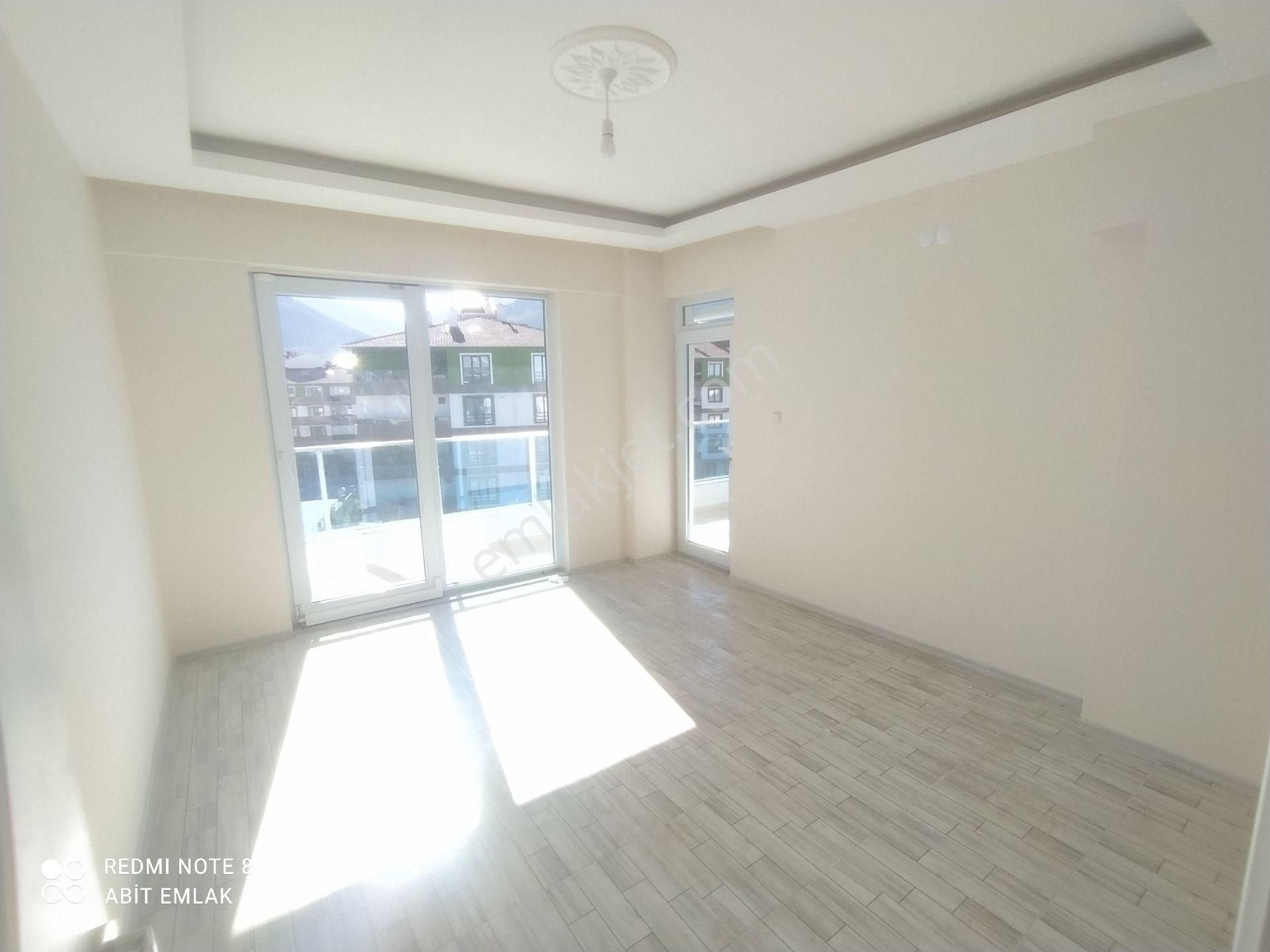 Tunçez Gm Satılık 2+1 Geniş 2 Yıllık Kombili Mantolu Zeminden Asansörlü Daire - Görsel 20