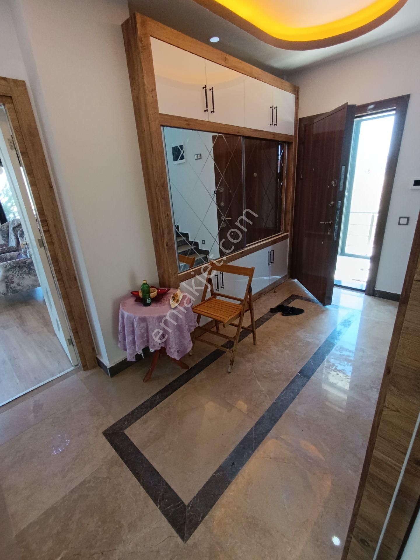 Bahçeyaka'da Merkeze Yakın Satılık 3 Katli Villa - Görsel 9