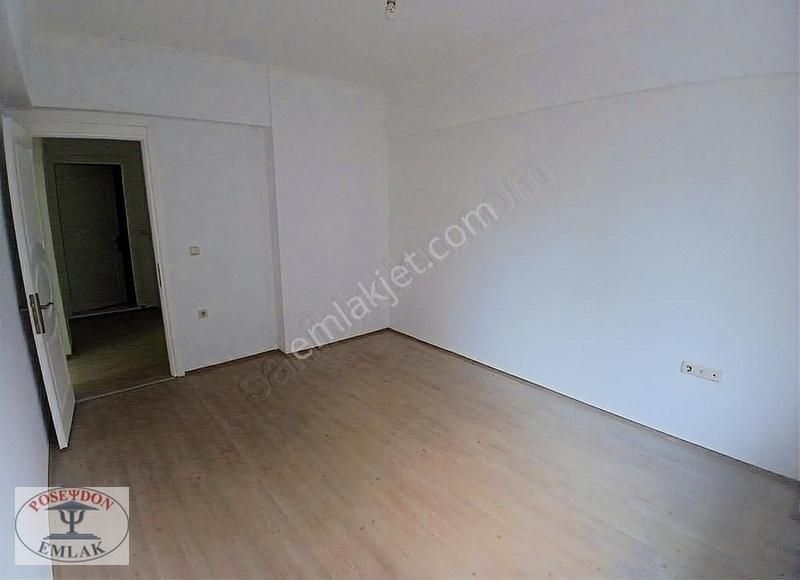 Barbaros Mahallesinde 2+1 Uygun Fiyatlı Satılık Daire !! - Görsel 6