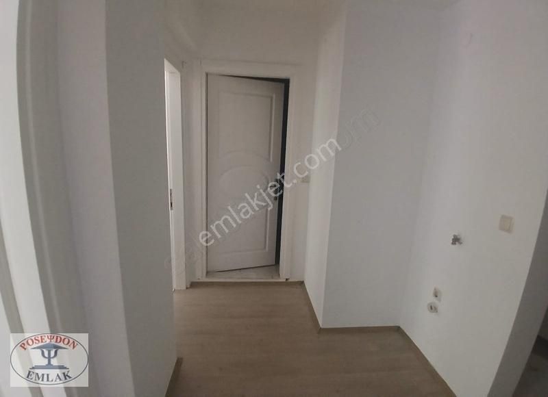 Barbaros Mahallesinde 2+1 Uygun Fiyatlı Satılık Daire !! - Görsel 4