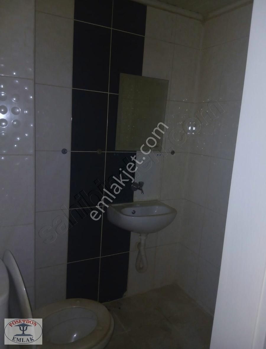 Barbaros Mahallesinde 2+1 Uygun Fiyatlı Satılık Daire !! - Görsel 3