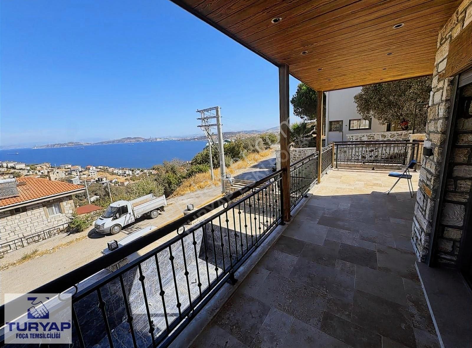 Turyap'tan Yenifoça Donatkent'te Satılık Lüks 5+1 Triplex Villa - Görsel 28