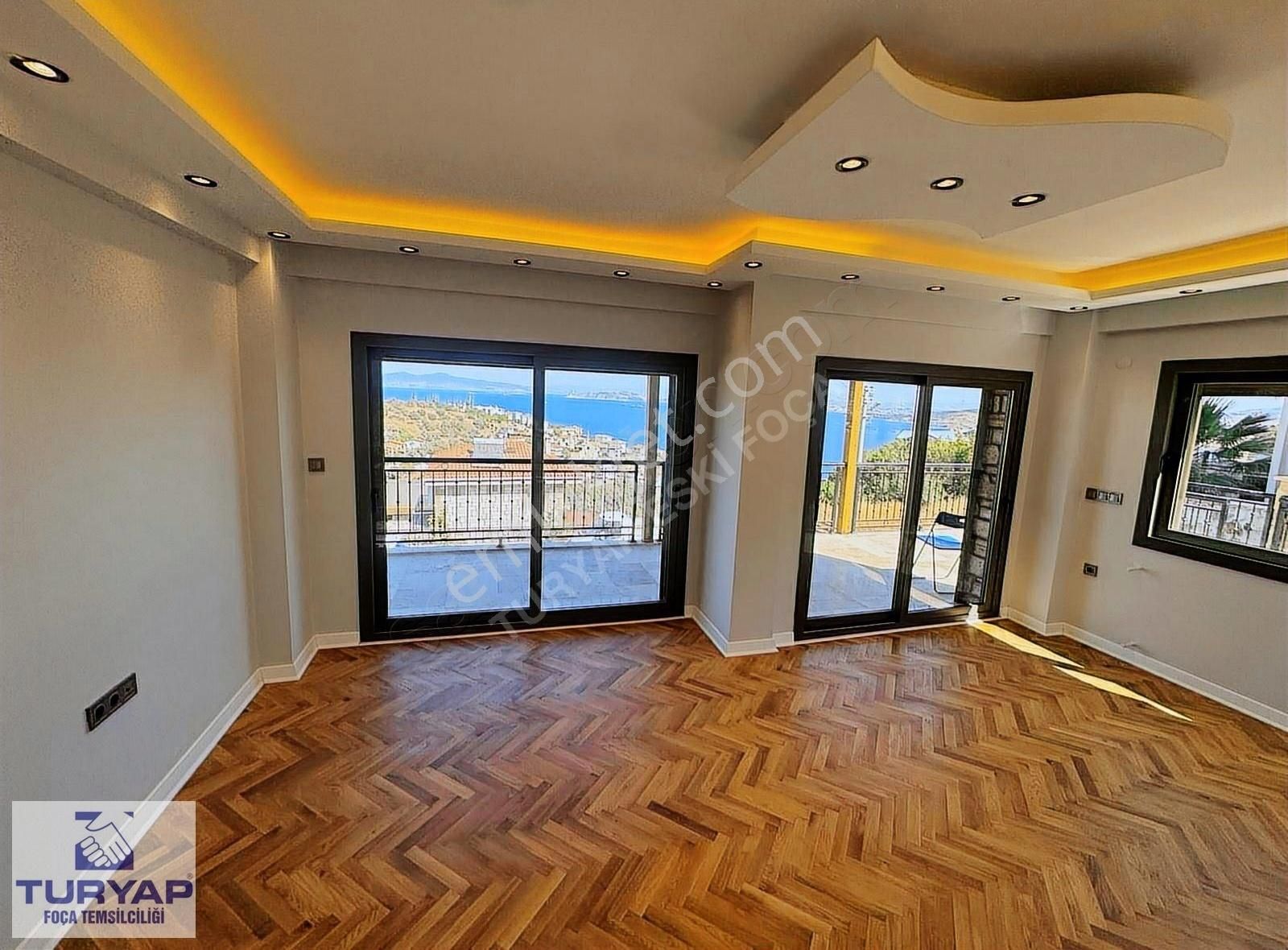 Turyap'tan Yenifoça Donatkent'te Satılık Lüks 5+1 Triplex Villa - Görsel 25