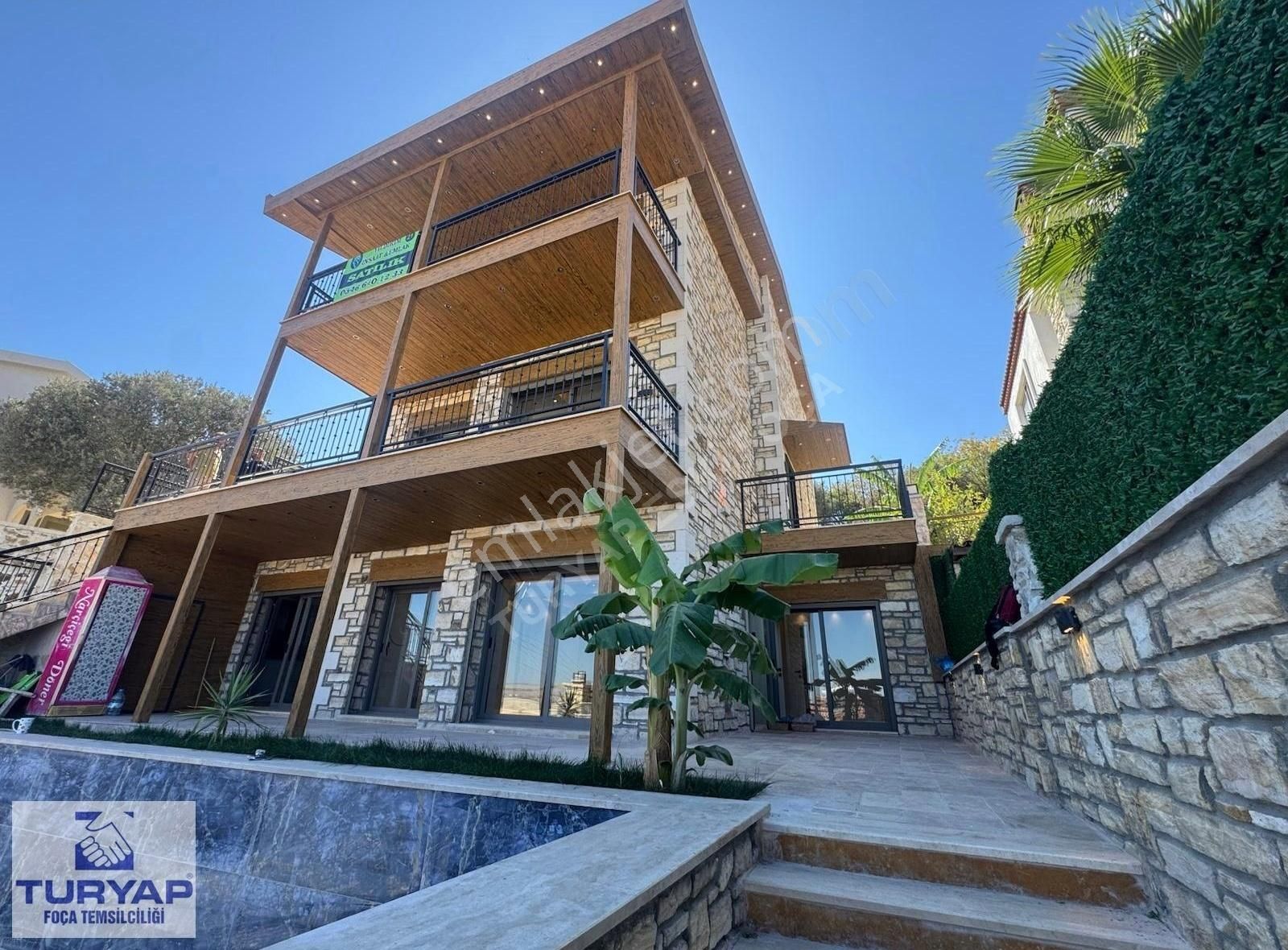 Turyap'tan Yenifoça Donatkent'te Satılık Lüks 5+1 Triplex Villa - Görsel 13