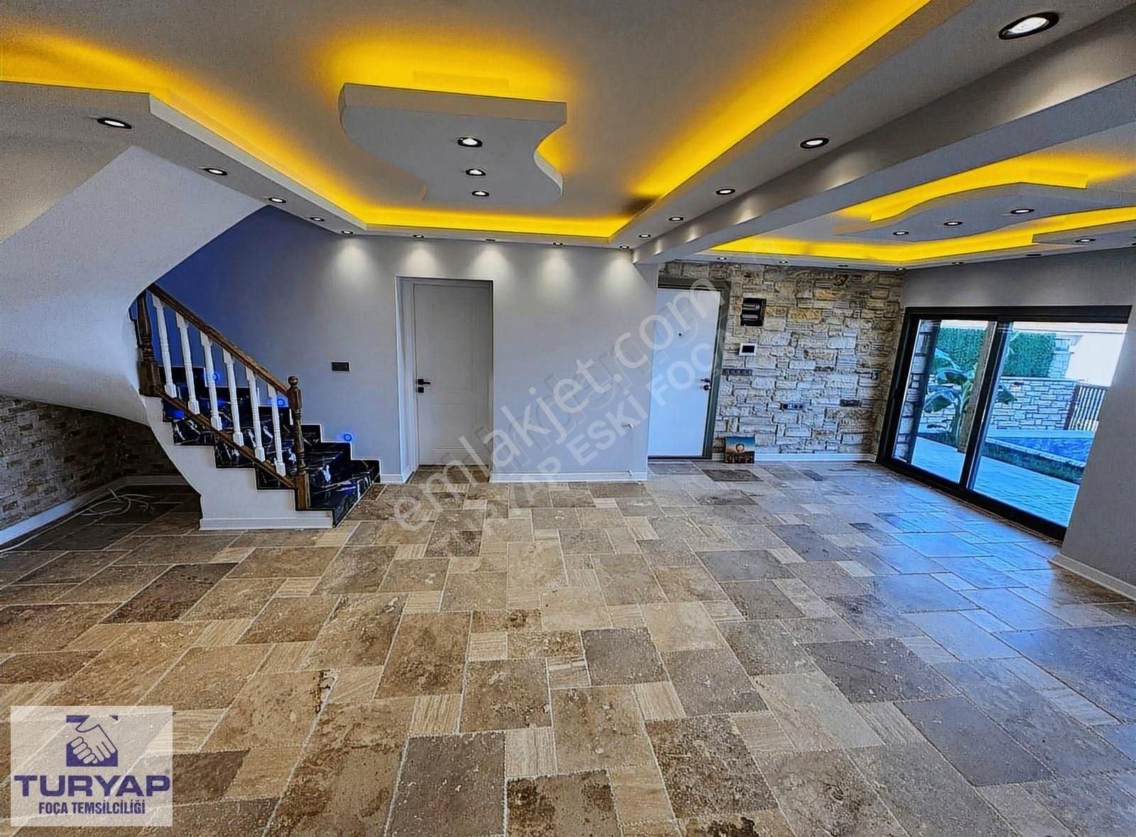 Turyap'tan Yenifoça Donatkent'te Satılık Lüks 5+1 Triplex Villa - Görsel 31