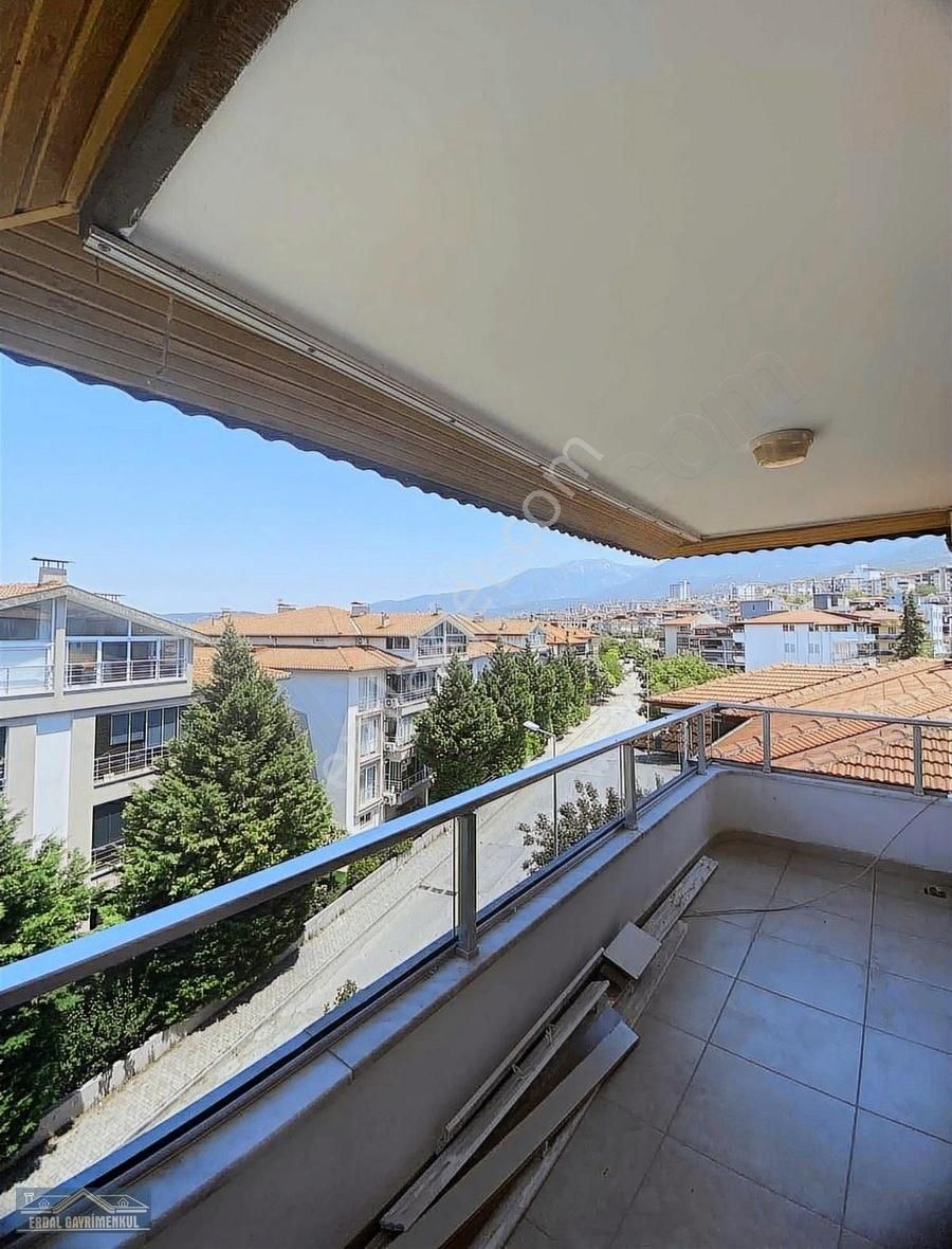 İçi Yenilenmiş Masrafsız 3+1 Daire - Görsel 16