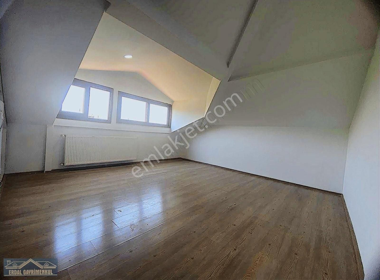 İçi Yenilenmiş Masrafsız 3+1 Daire - Görsel 10