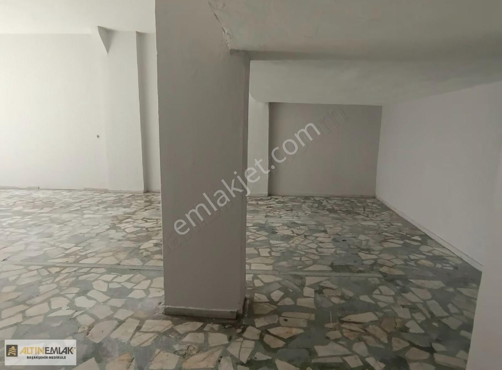 Bağcılar Asfalttında Üç Adet Kiralıkdükkan - Görsel 27