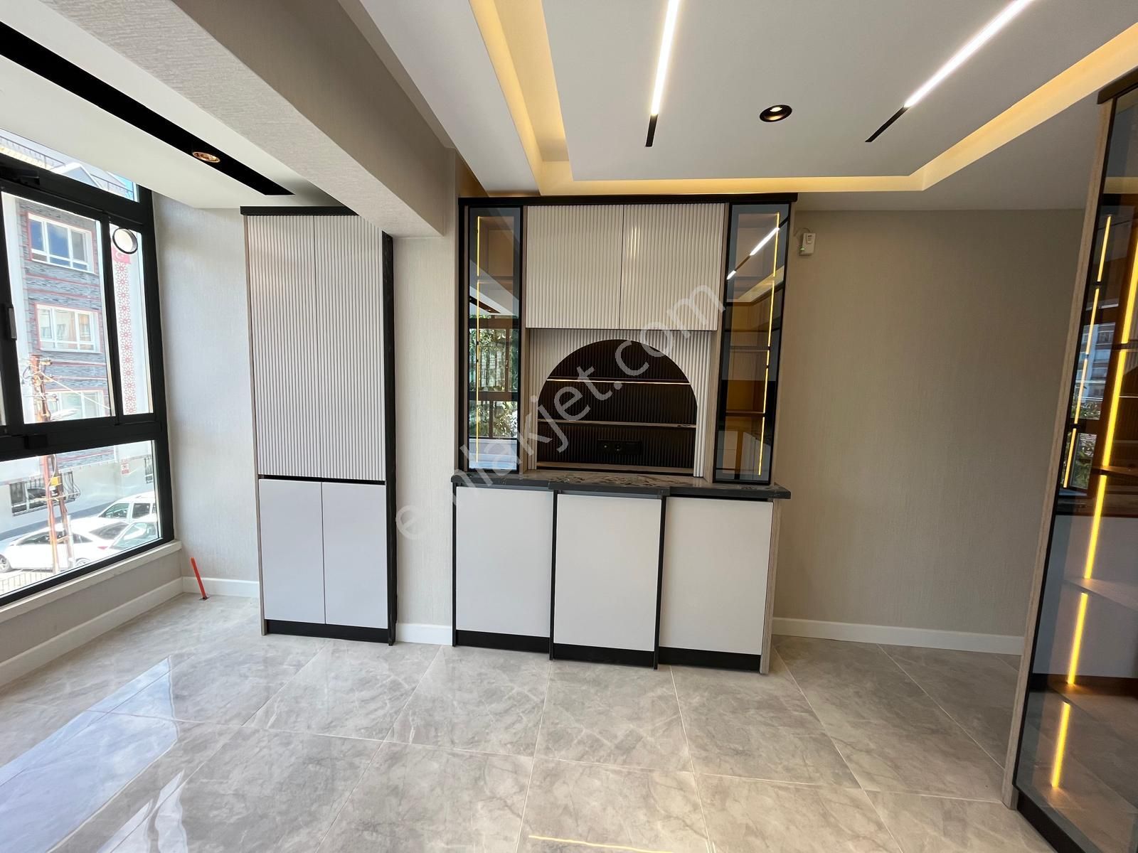 Ana Cade'ye Yakın Evebeyn Banyolu Sıfır Ulra Lüx Daire - Görsel 30