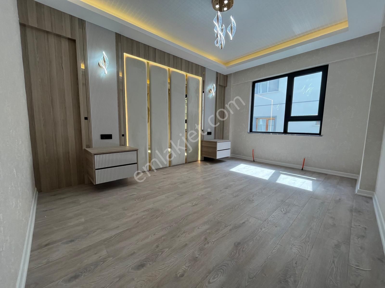 Ana Cade'ye Yakın Evebeyn Banyolu Sıfır Ulra Lüx Daire - Görsel 5