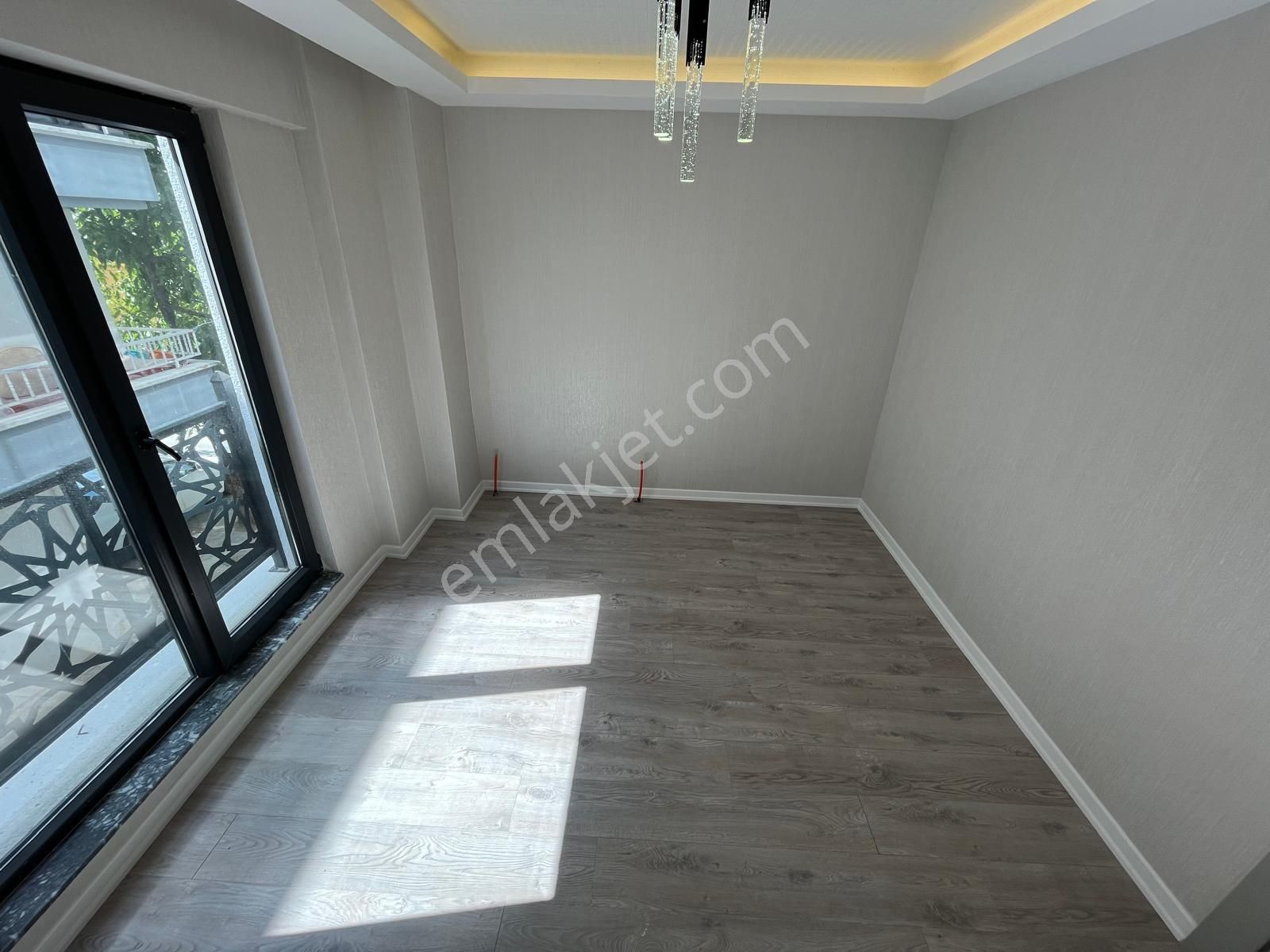 Ana Cade'ye Yakın Evebeyn Banyolu Sıfır Ulra Lüx Daire - Görsel 10