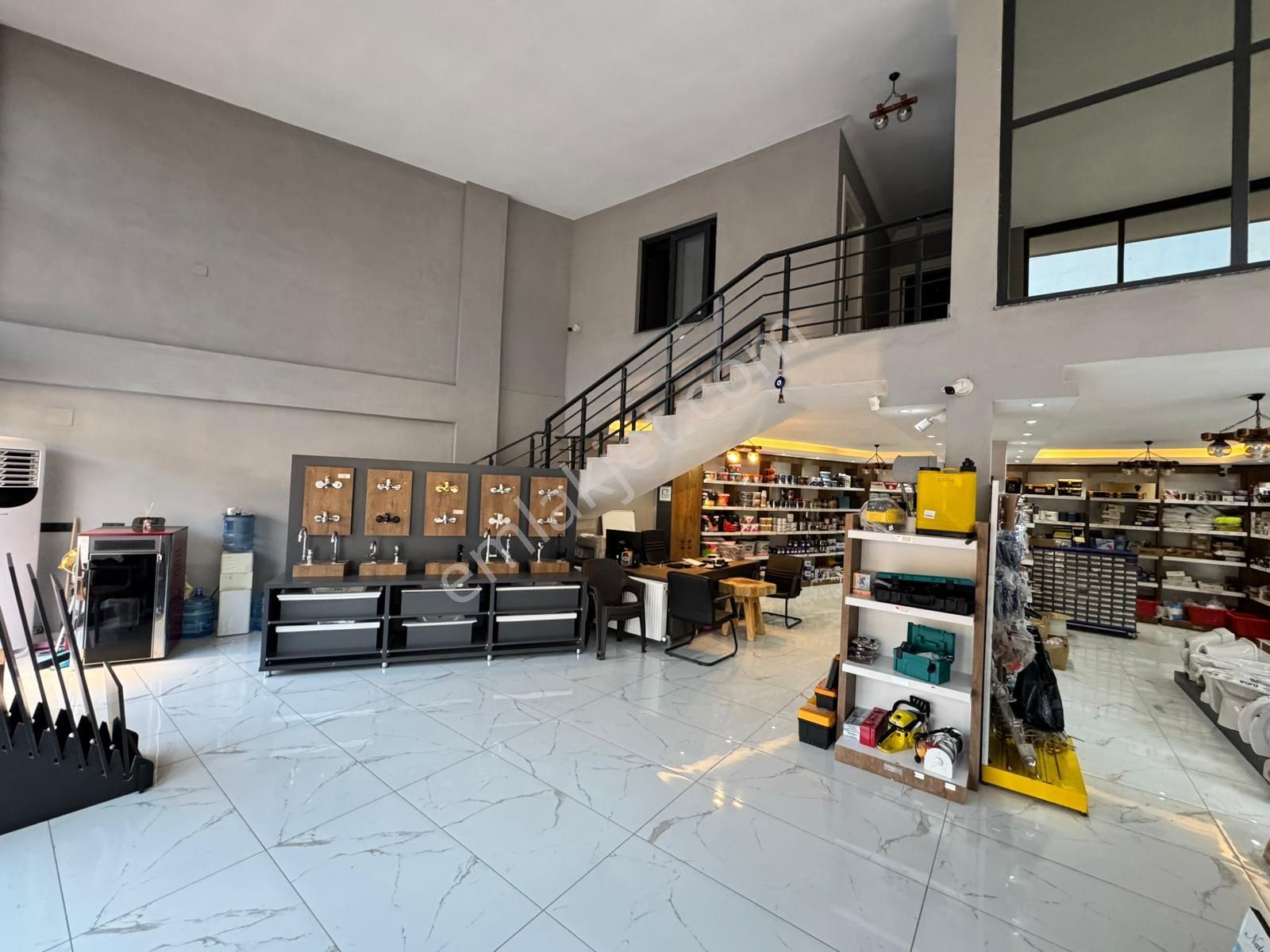Bm"den Toroslarda 332m2 Lüks Hazır Kurulu Malzemeli Yapı Market - Görsel 3