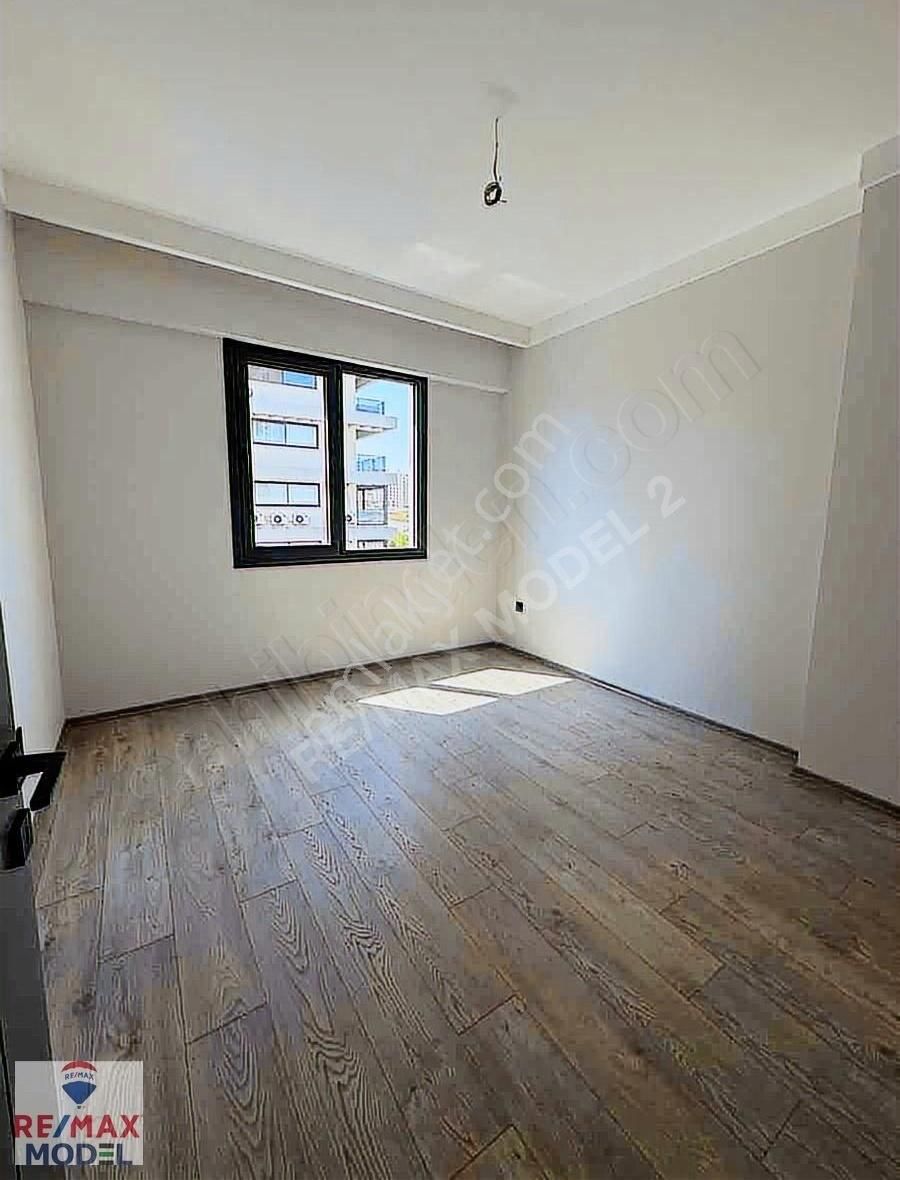 Remax Model'den Şemikler'de Site İçerisinde 3+1 Satılık Daire - Görsel 7