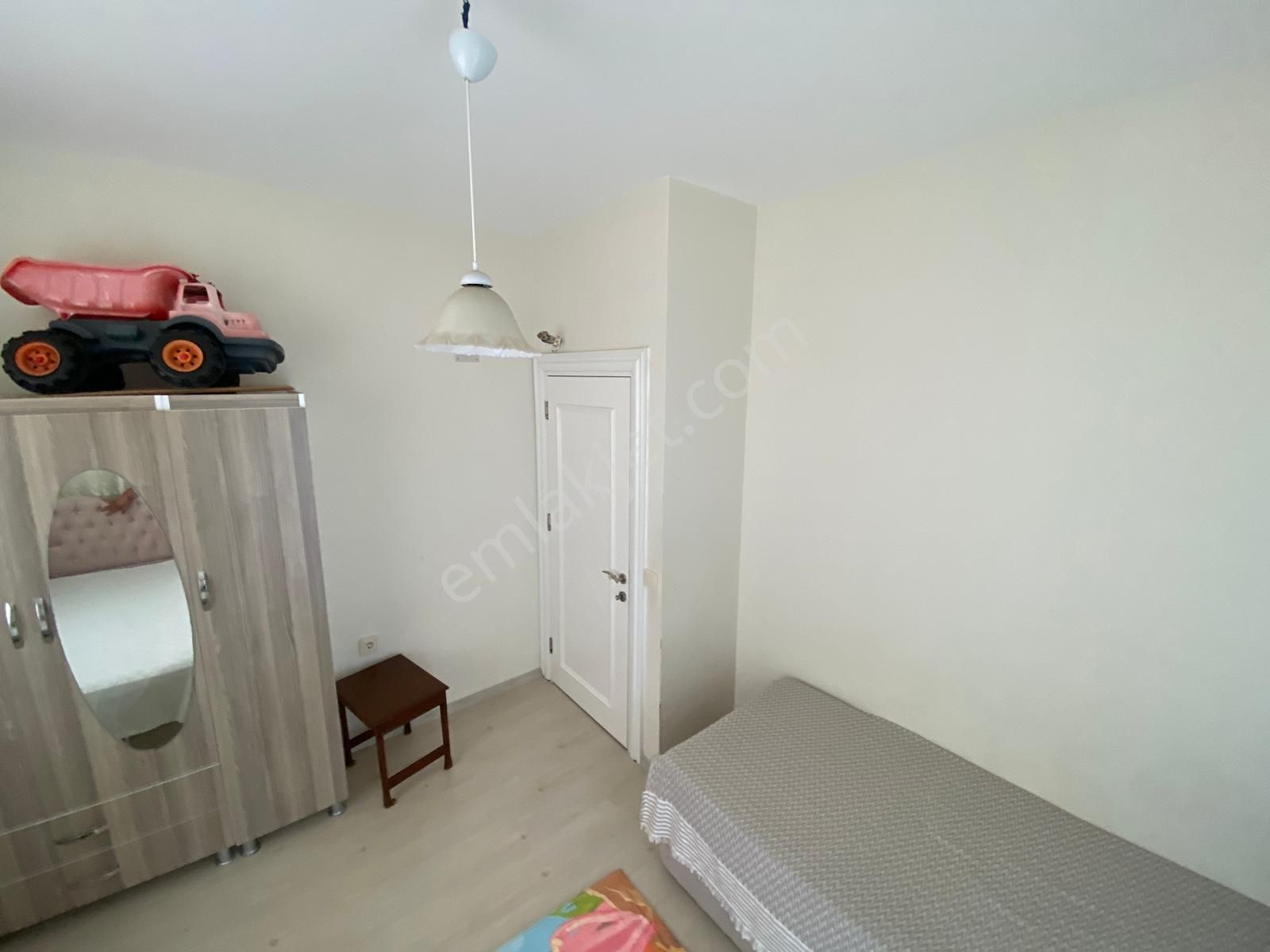 Karınca'dan Çeşmeli'de Amerikan Mutf. Site İçinde Deniz Manz. Eşyalı 2+1!! - Görsel 16