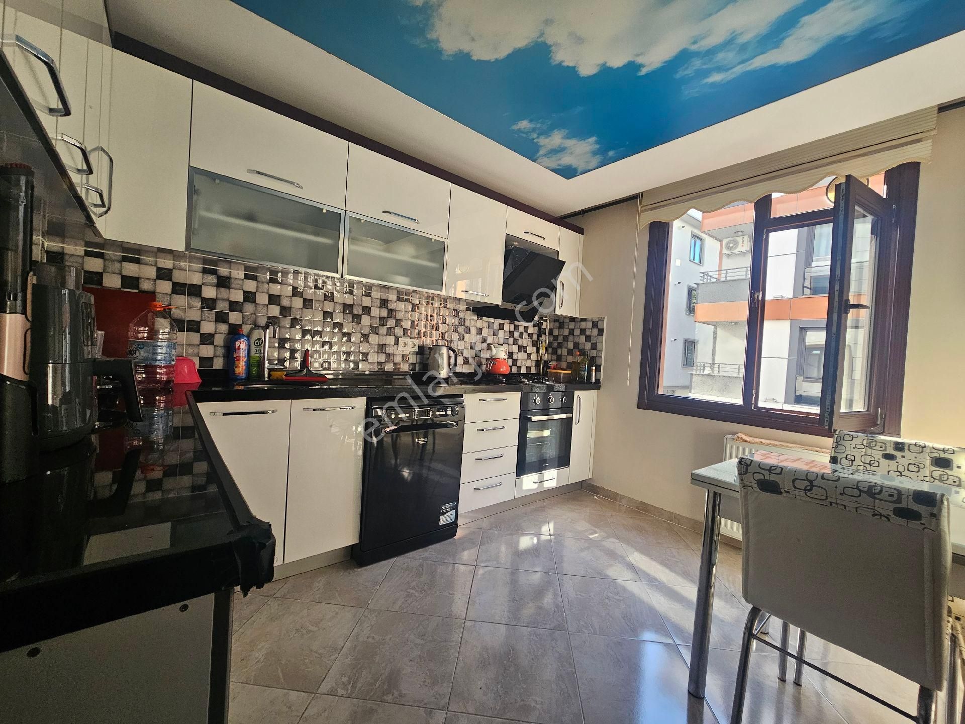 Avcılar Gümüşpala Satılık Daire Metrobüsün Dibinde - Görsel 17