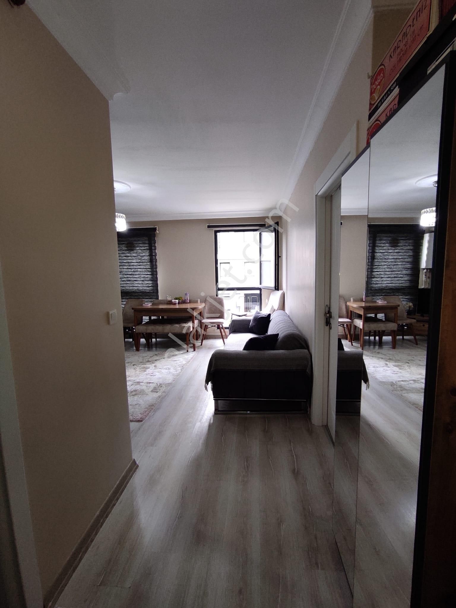 Yenidoğan Da Havuzlu Açık Otoparklı Az Katlı Sitede 1+1 Eşyalı - Görsel 18