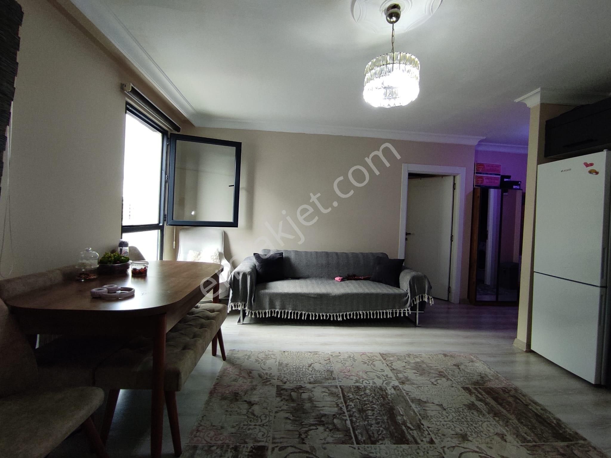 Yenidoğan Da Havuzlu Açık Otoparklı Az Katlı Sitede 1+1 Eşyalı - Görsel 25