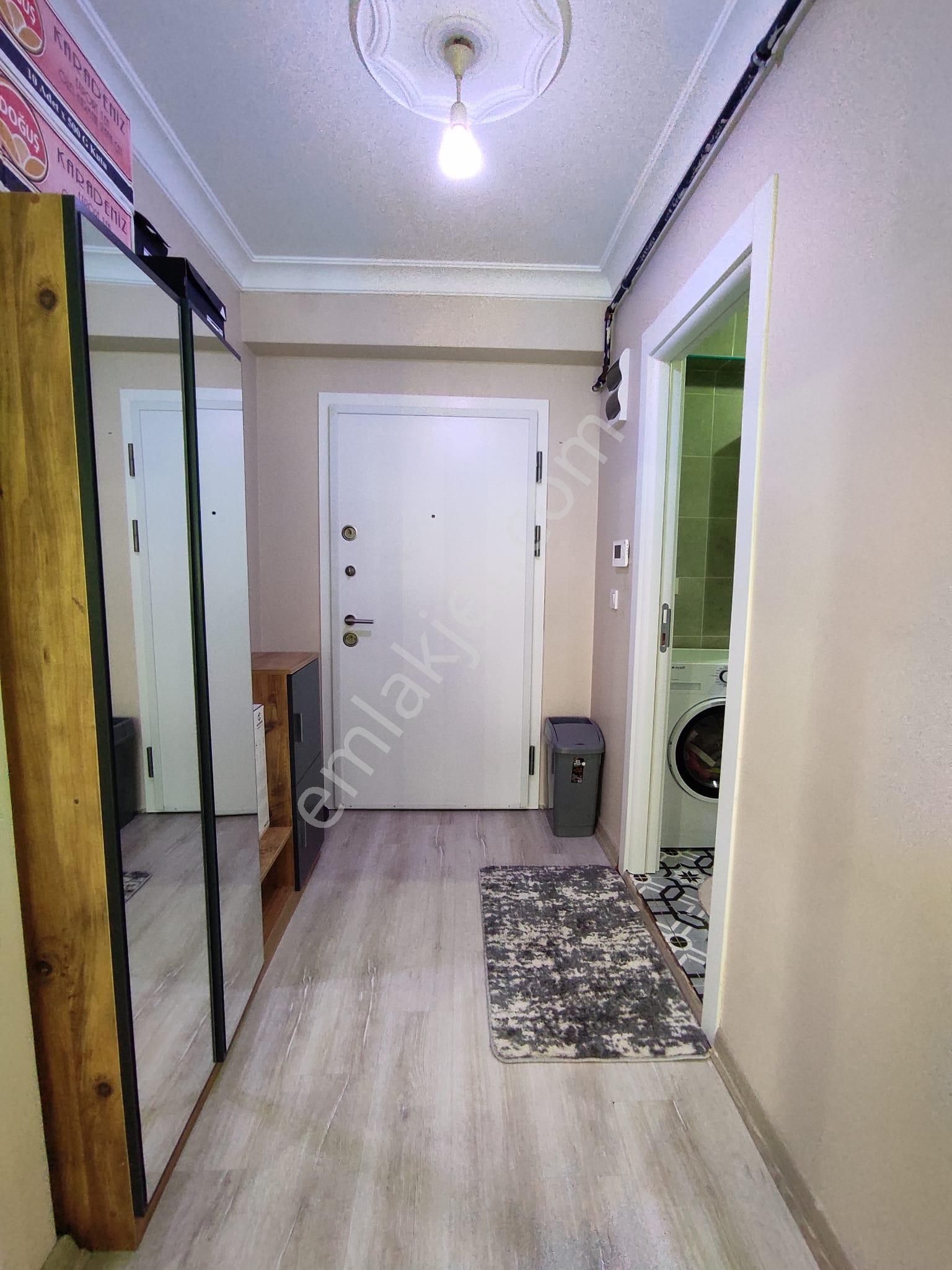 Yenidoğan Da Havuzlu Açık Otoparklı Az Katlı Sitede 1+1 Eşyalı - Görsel 20