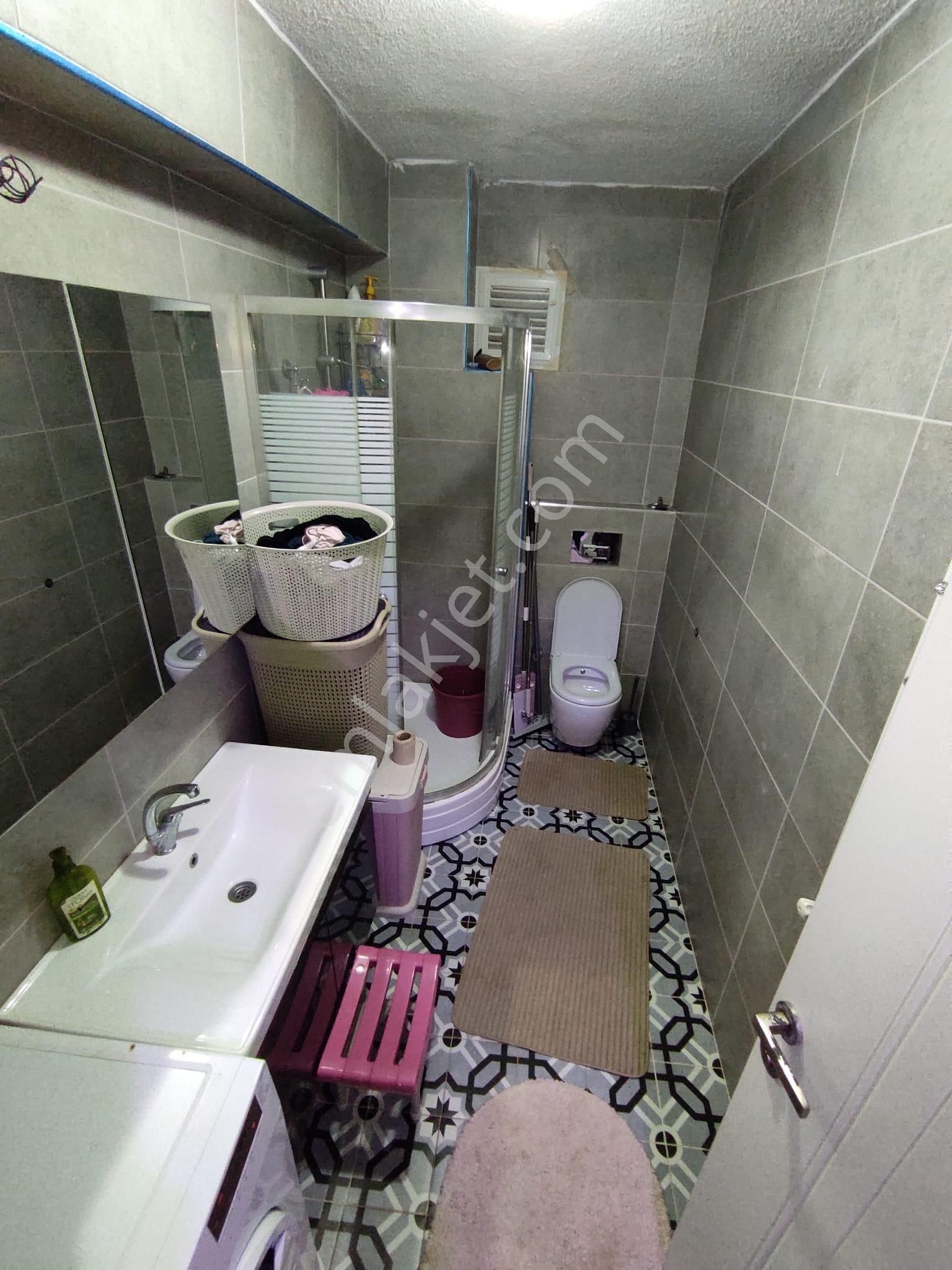 Yenidoğan Da Havuzlu Açık Otoparklı Az Katlı Sitede 1+1 Eşyalı - Görsel 29