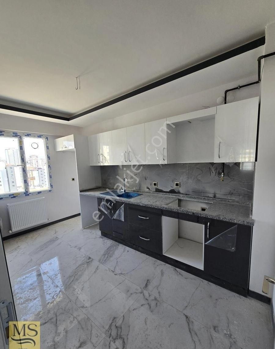 Mimsin Şirintepe Mahallesin De Satılık Kombili 3+0 Daire - Görsel 12