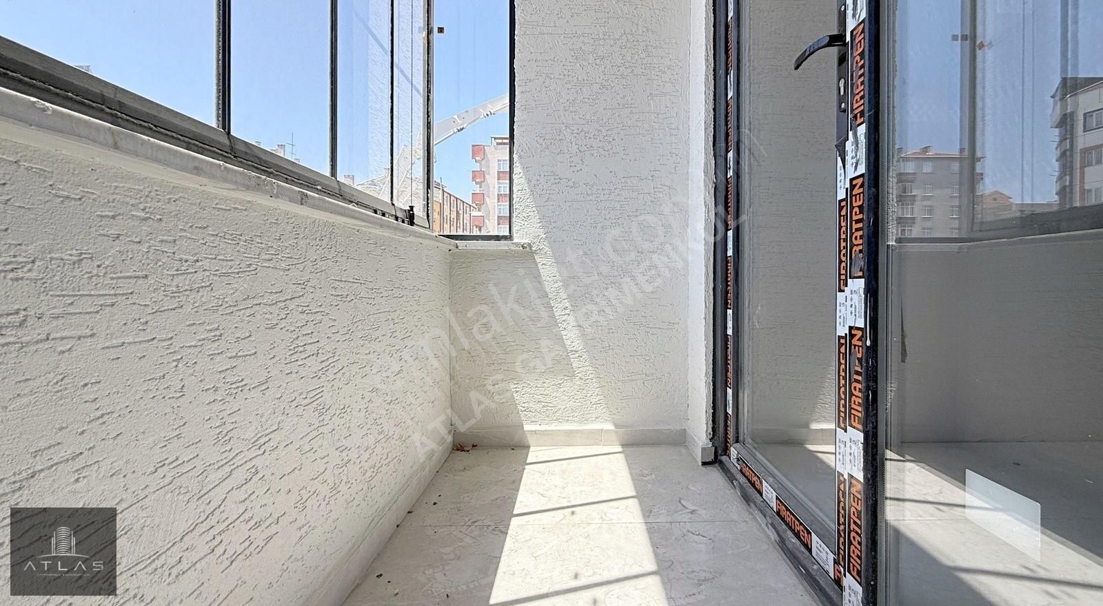 Atlas'tan, Butik Site, Sıfır, 3+1, 115m2, E.banyolu, K.otoparklı - Görsel 2