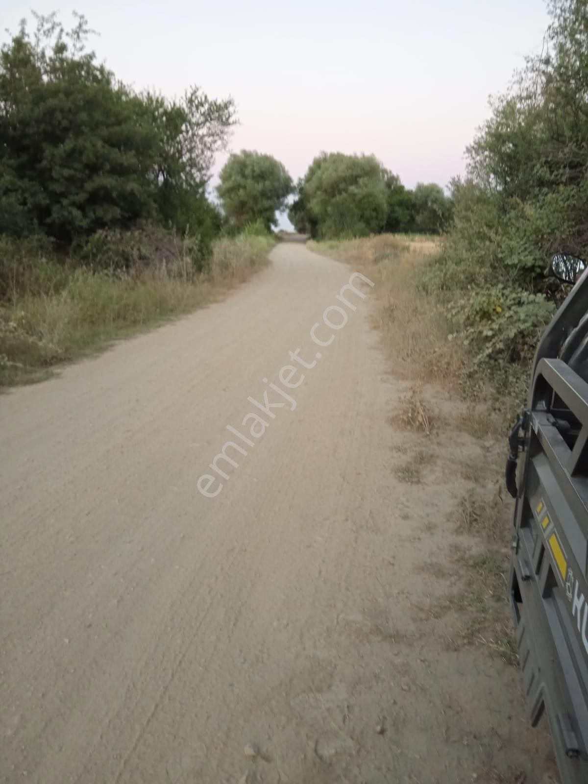 Sücüllü Emlaktan Bozlogan Koyünde Satılık Hobi Bahçesi - Görsel 12