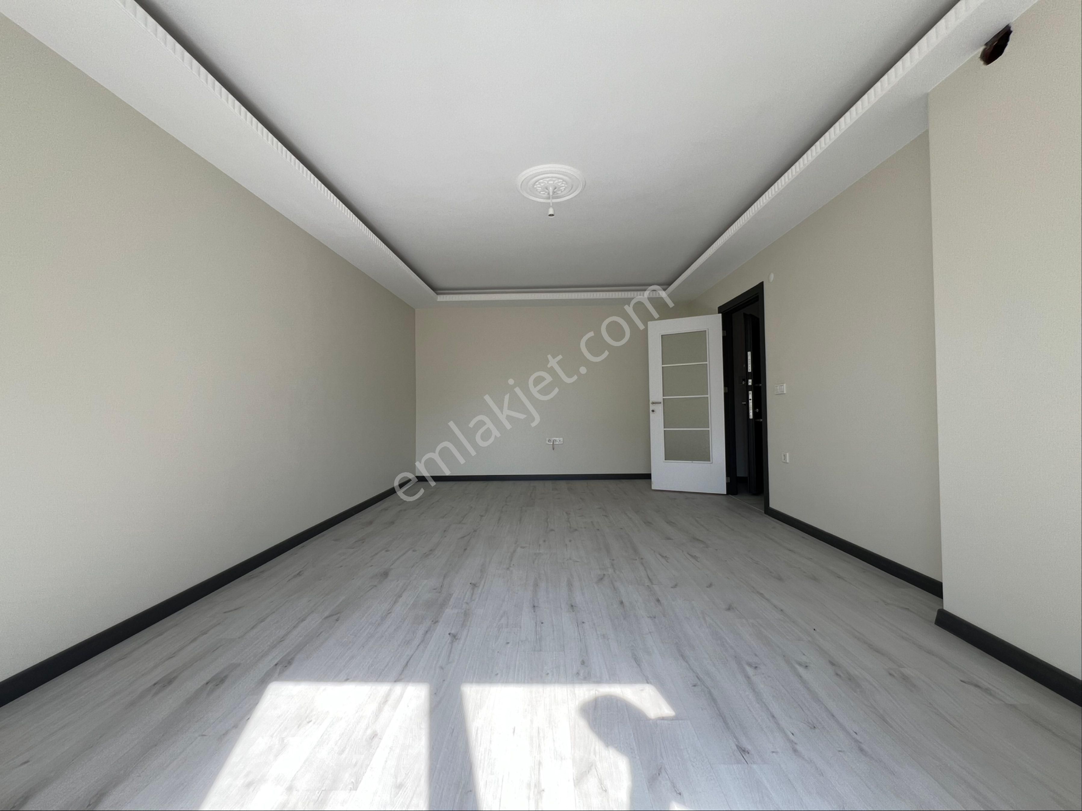 Vizyon Emlak'tan Emek Mah K.otoprk 2+1 100 M2 Sıfır Lüx Ara Kat - Görsel 3