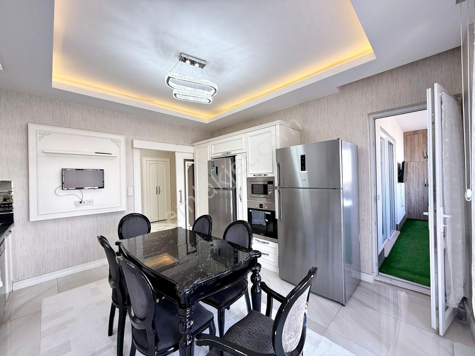 Fıstıklık'ta Bölgenin Gözdesi Ön Cephe Masrafsız Ultra Lüx 3+1 - Görsel 6